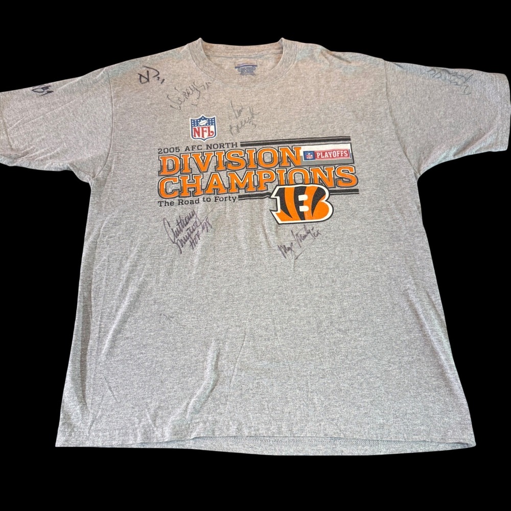Cincinnati Bengals 2005 AFC Division Champs Reebok Mens T-Shirt M Gray Signed